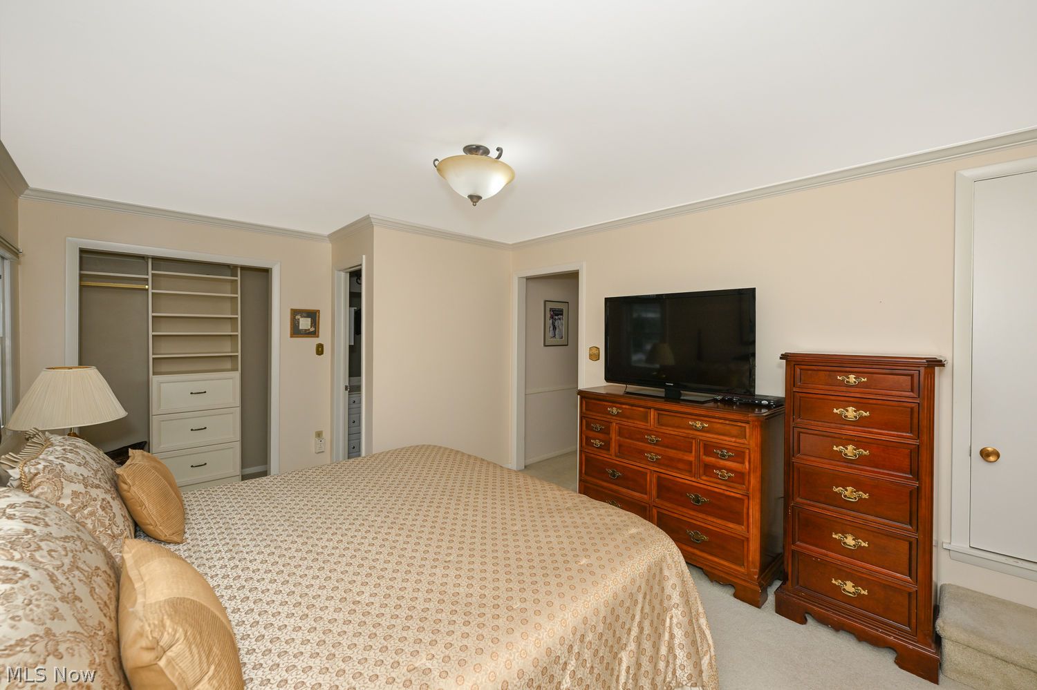 1990 Wiltshire Road Akron OH 44313