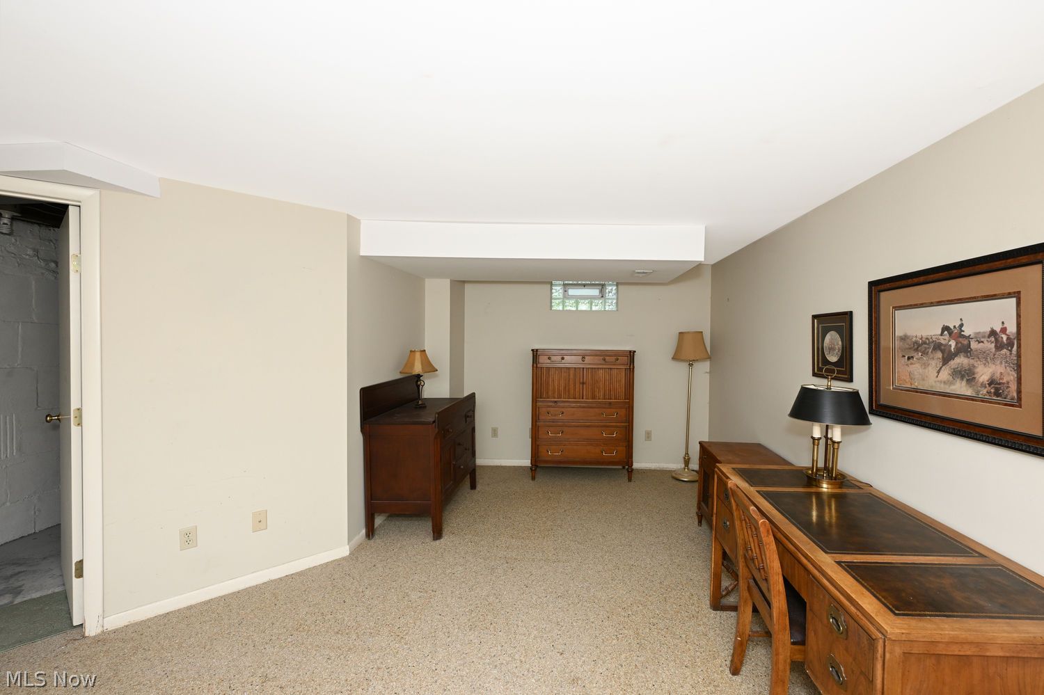 1990 Wiltshire Road Akron OH 44313