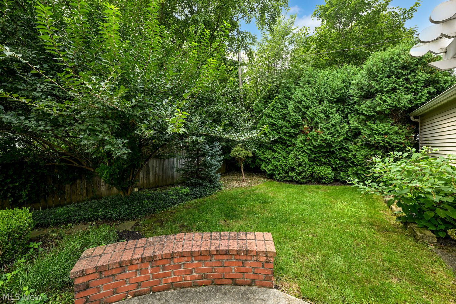 1990 Wiltshire Road Akron OH 44313