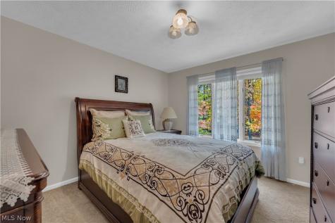8411 N Bluff Drive Broadview Heights OH 44147