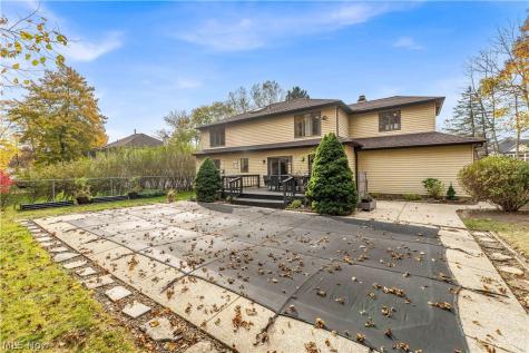 8411 N Bluff Drive Broadview Heights OH 44147