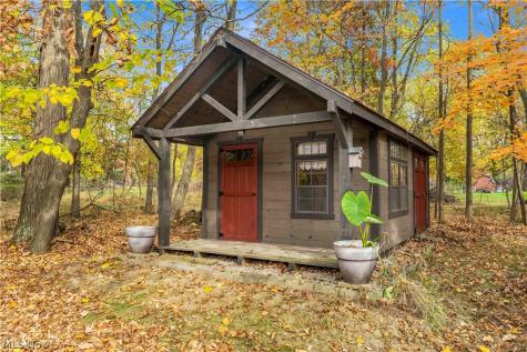 8411 N Bluff Drive Broadview Heights OH 44147