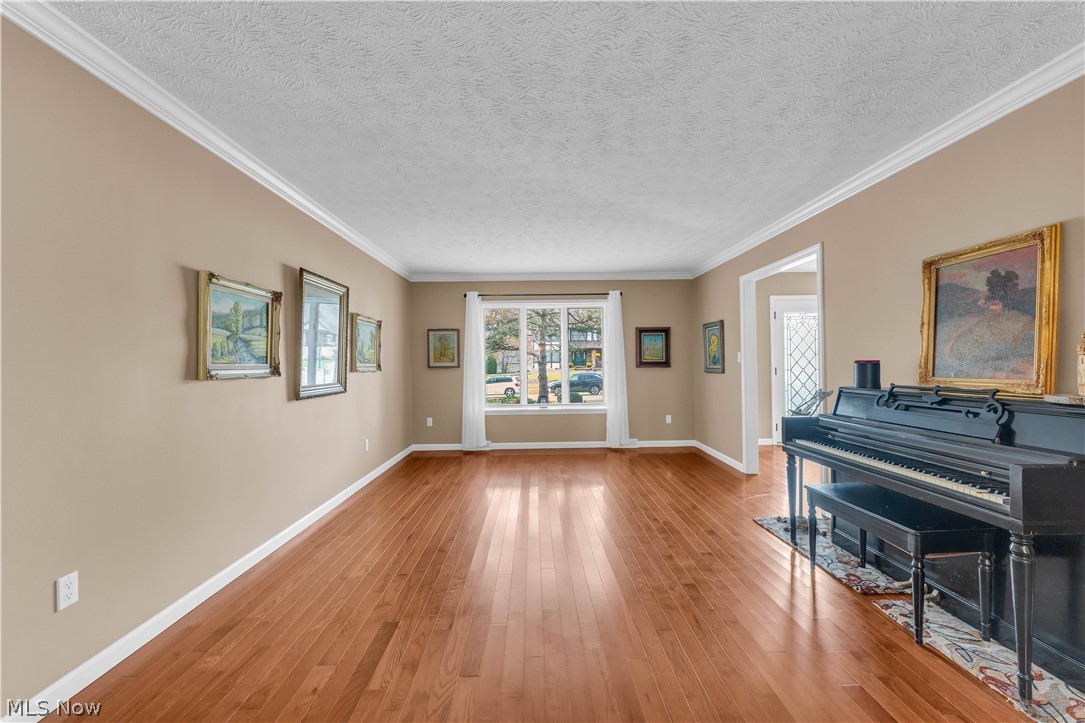 8411 N Bluff Drive Broadview Heights OH 44147