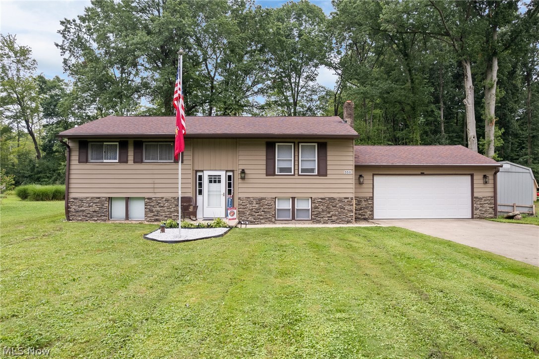 5511 Donner Drive New Franklin OH 44216