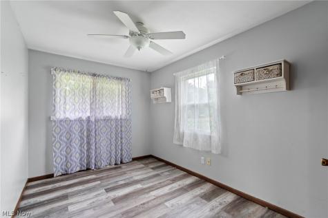 5511 Donner Drive New Franklin OH 44216
