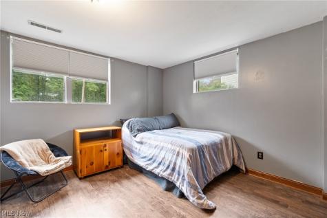5511 Donner Drive New Franklin OH 44216