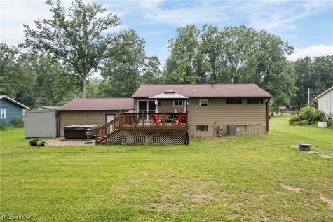 5511 Donner Drive New Franklin OH 44216