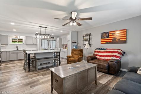 5511 Donner Drive New Franklin OH 44216