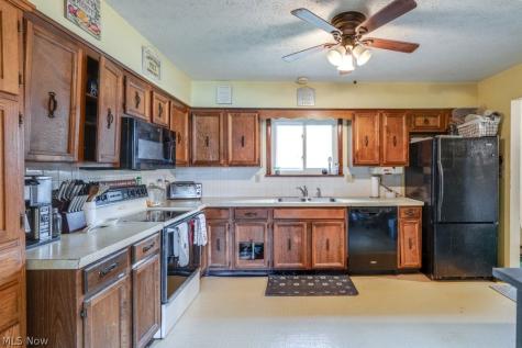 454 Westwood Avenue Wadsworth OH 44281