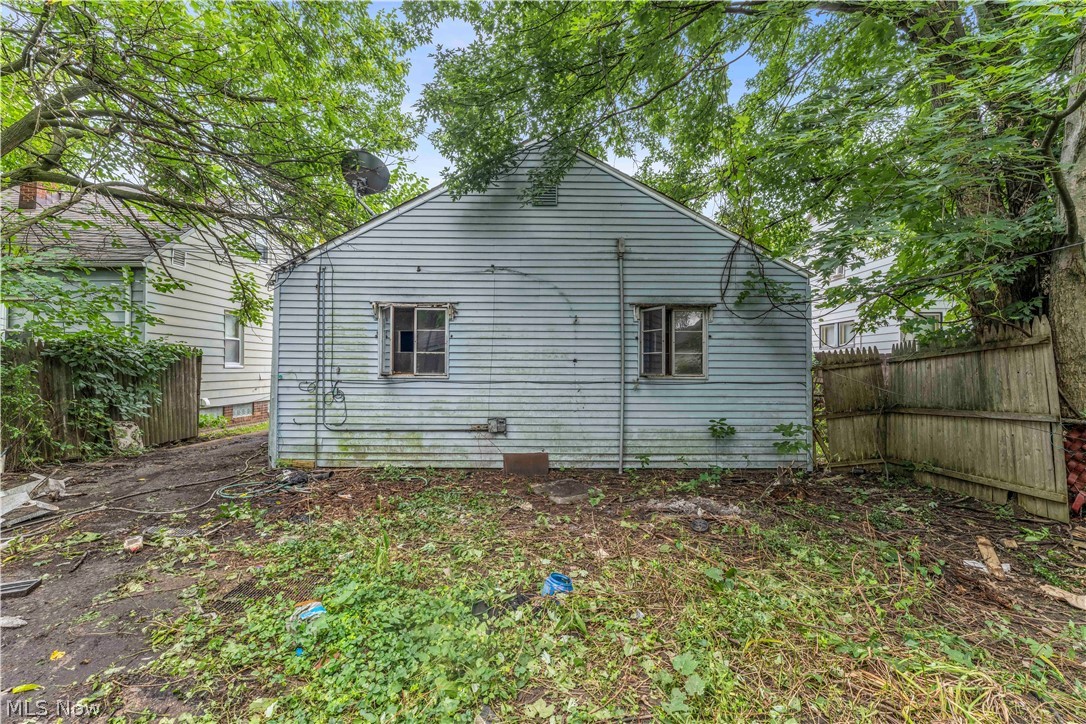12518 Leeila Avenue Cleveland OH 44135