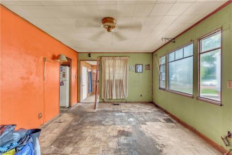 12518 Leeila Avenue Cleveland OH 44135