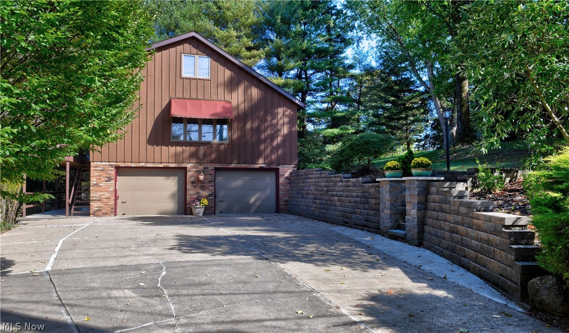 606 Airport Road Zanesville OH 43701
