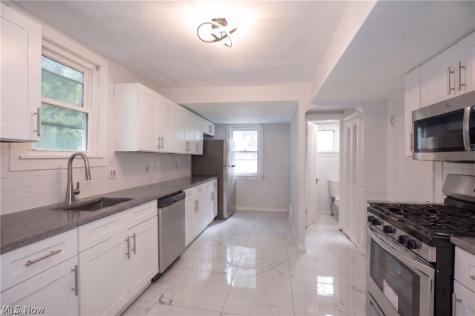 848 Beverly Road Cleveland Heights OH 44121