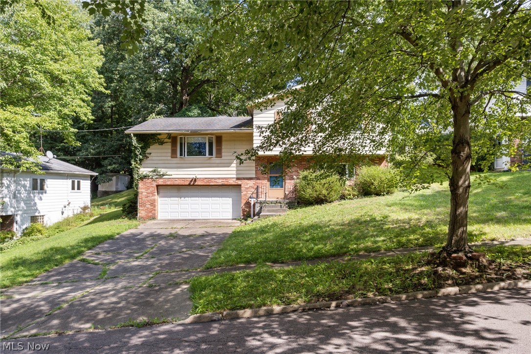 1490 Shanabrook Drive Akron OH 44313