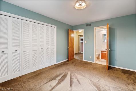 1490 Shanabrook Drive Akron OH 44313