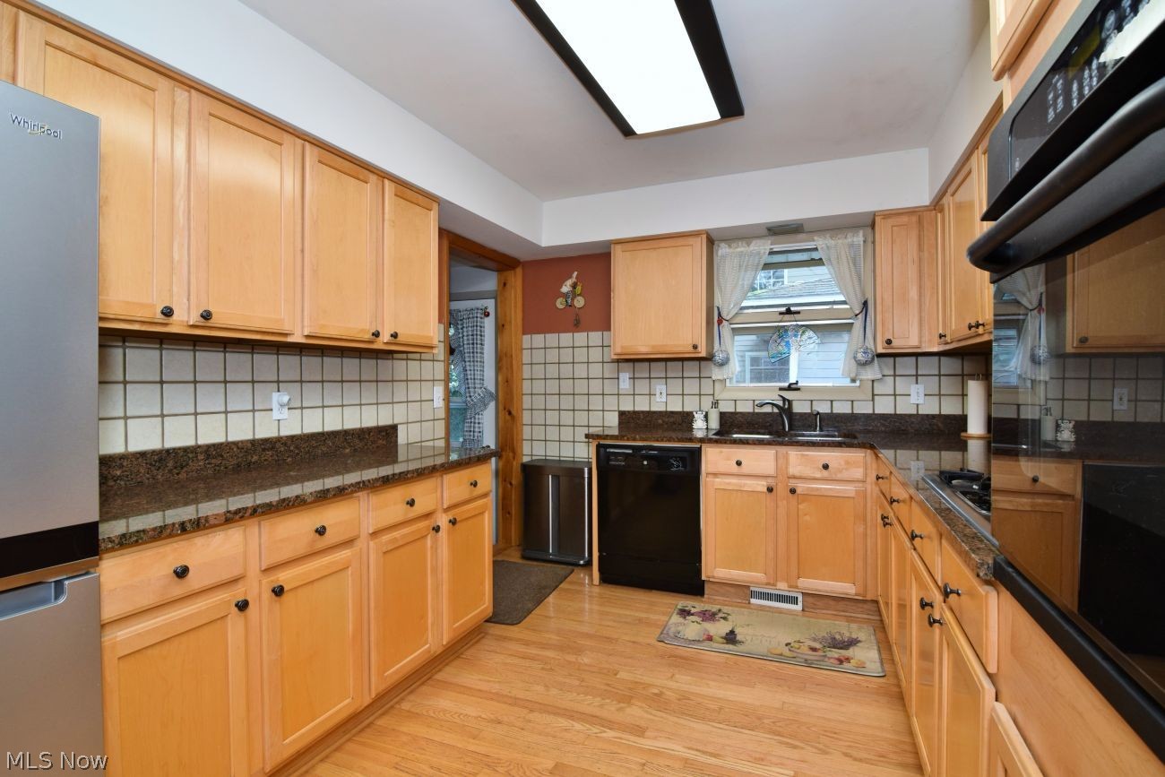 134 Lloyd Road Euclid OH 44132