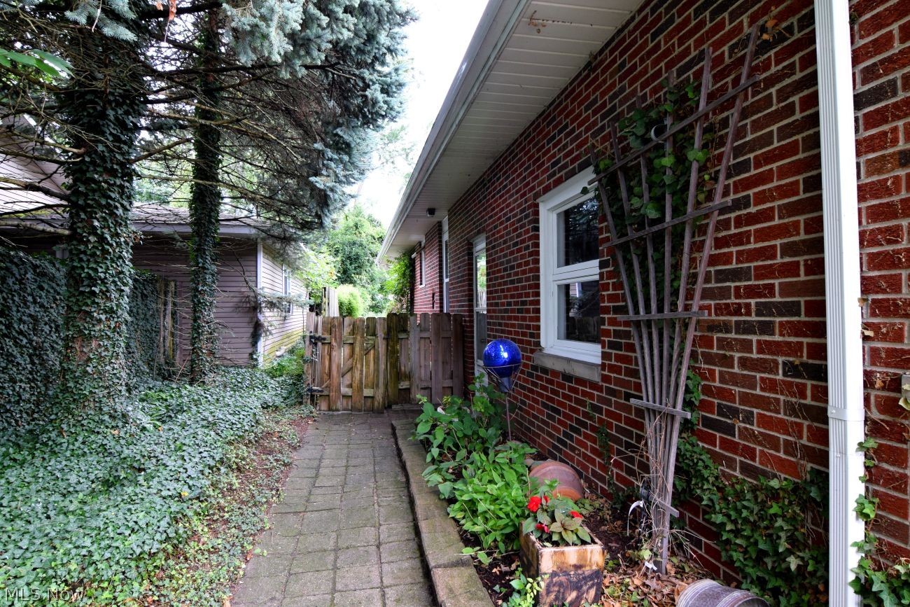 134 Lloyd Road Euclid OH 44132