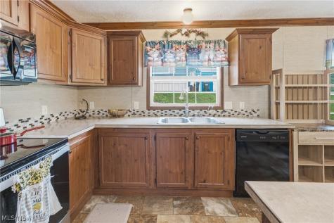 1023 Overlook Drive SW Canton OH 44706