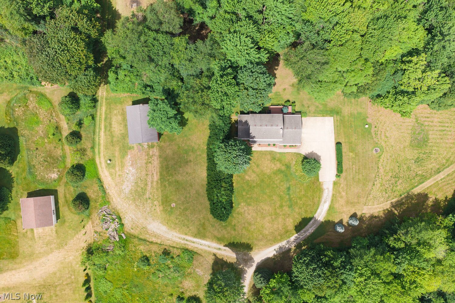 2272 Mcmackin Road Madison OH 44057