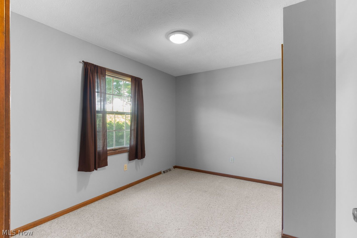 2272 Mcmackin Road Madison OH 44057