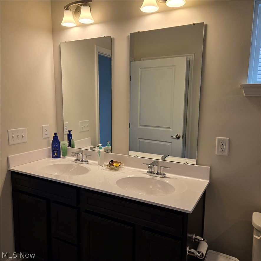 15229 Timber Ridge Drive Middlefield OH 44062