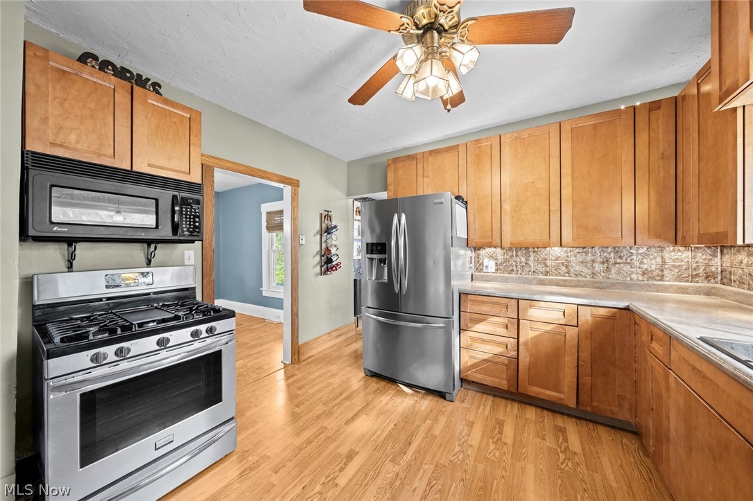 814 Thomas Circle NE Massillon OH 44646