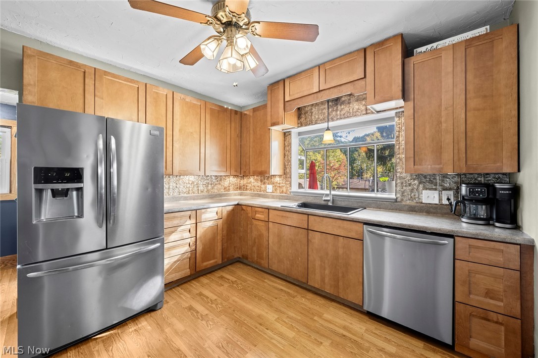 814 Thomas Circle NE Massillon OH 44646