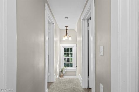 814 Thomas Circle NE Massillon OH 44646