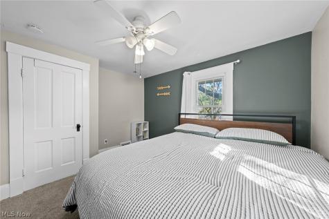 814 Thomas Circle NE Massillon OH 44646