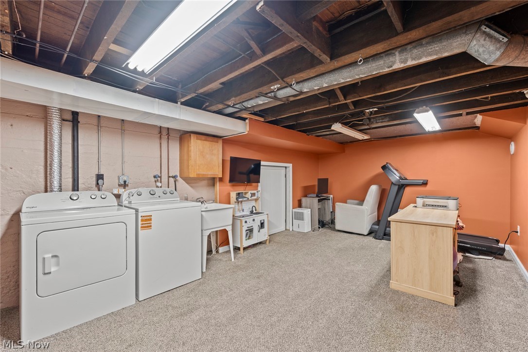 814 Thomas Circle NE Massillon OH 44646
