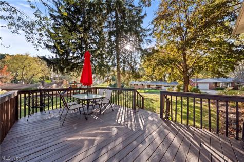814 Thomas Circle NE Massillon OH 44646
