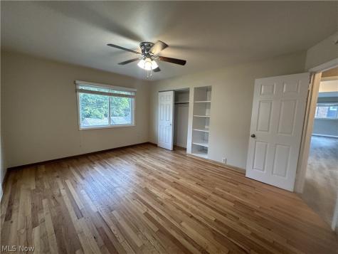 1598 Kingsley Avenue Akron OH 44313