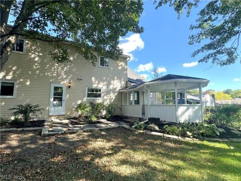 1598 Kingsley Avenue Akron OH 44313