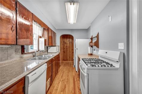 144 Church Street Doylestown OH 44230