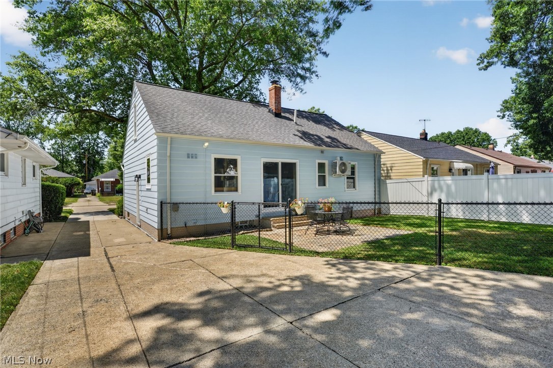 983 Newberry Avenue South Euclid OH 44121