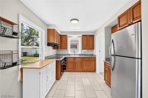 983 Newberry Avenue South Euclid OH 44121