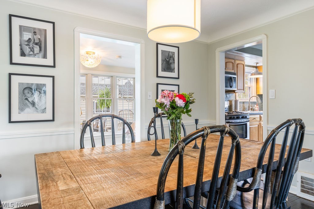 24603 E Oakland Road Bay Village OH 44140