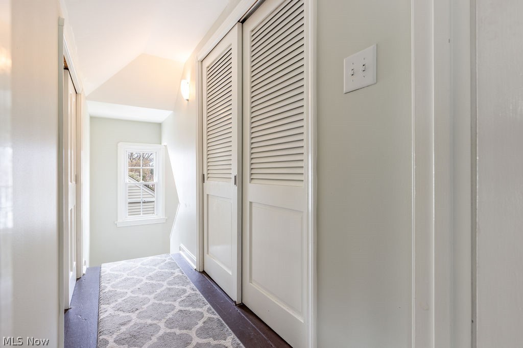 24603 E Oakland Road Bay Village OH 44140
