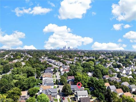 3525 W 49th Street Cleveland OH 44102