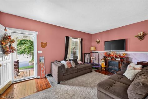 3525 W 49th Street Cleveland OH 44102