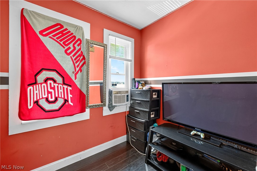 3525 W 49th Street Cleveland OH 44102