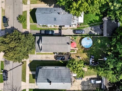 3525 W 49th Street Cleveland OH 44102
