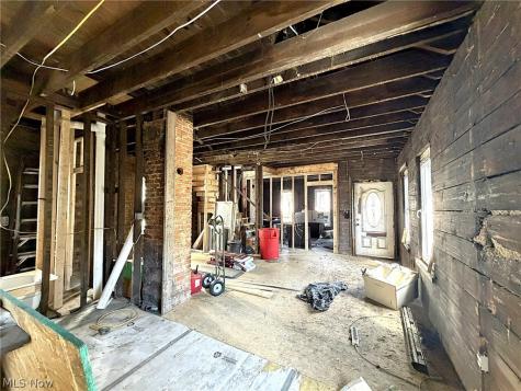 1346 W 54th Street Cleveland OH 44108