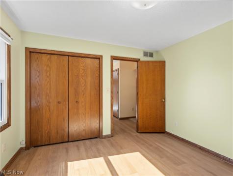 322 Rivermoor Drive Mogadore OH 44260