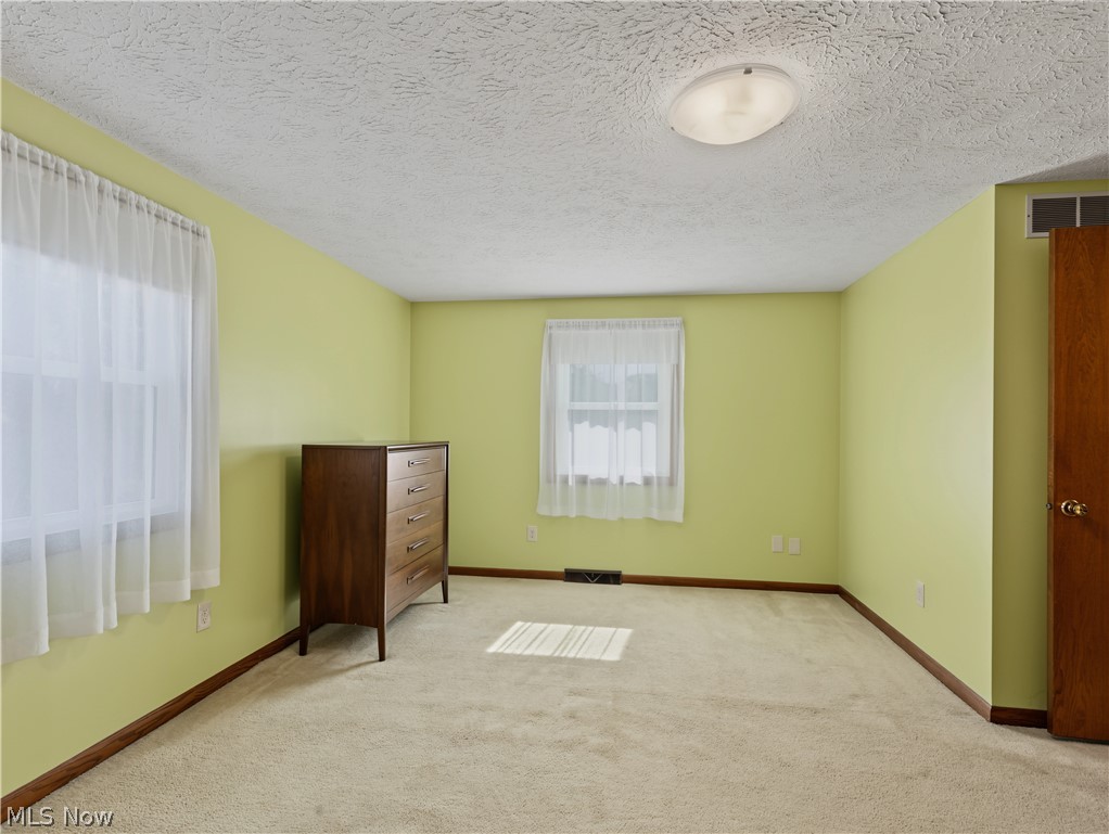 322 Rivermoor Drive Mogadore OH 44260