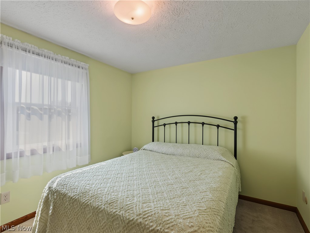 322 Rivermoor Drive Mogadore OH 44260