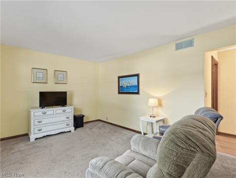 322 Rivermoor Drive Mogadore OH 44260