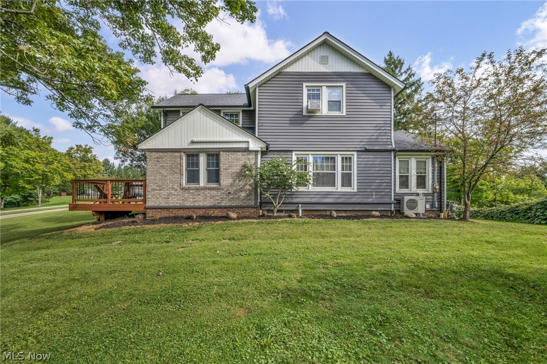 1511 Center Road Hinckley OH 44233