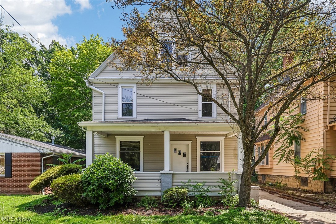 688 Crosby Street Akron OH 44302