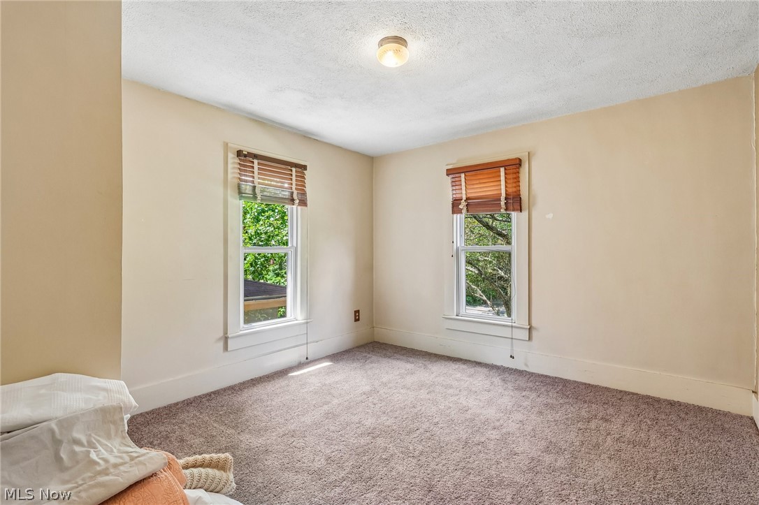 688 Crosby Street Akron OH 44302